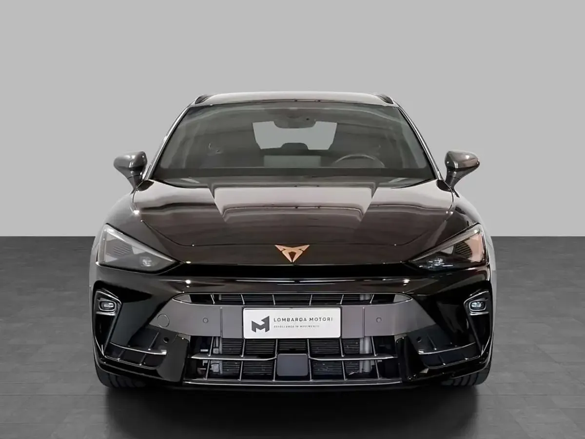 Usata Cupra Leon 150 CV (110 kW) 2024 Nero midnight Station wagon