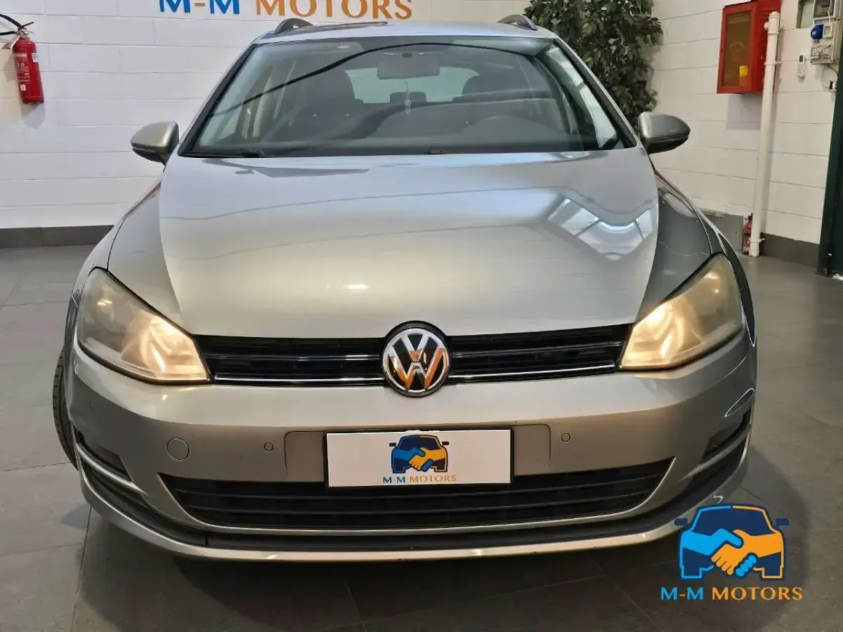 Usata VW Golf VII Comfortline 105 CV (77 kW) 2014 Argento Station wagon