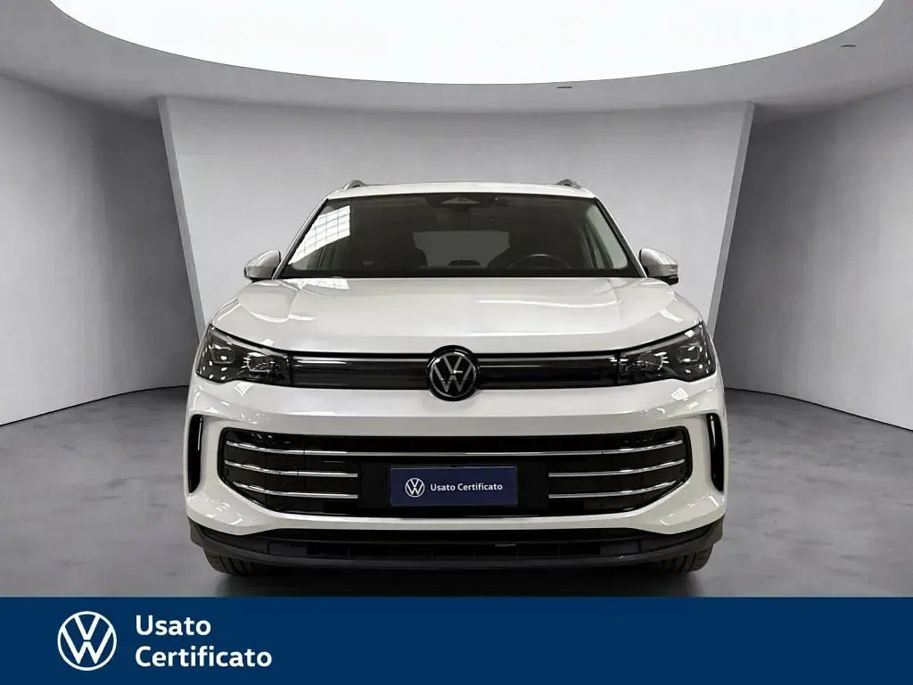 Usata VW Tiguan Elegance 150 CV (110 kW) 2024 Bianco / pastello SUV