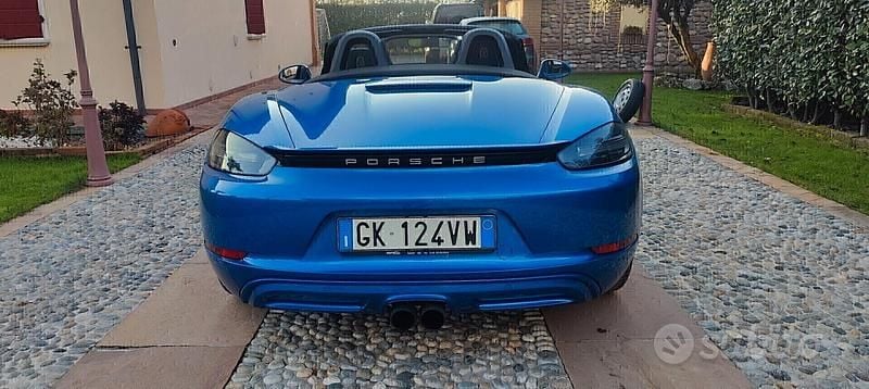 Usata Porsche 718 Boxster 300 CV (220 kW) 2018 Blu/azzurro Cabrio