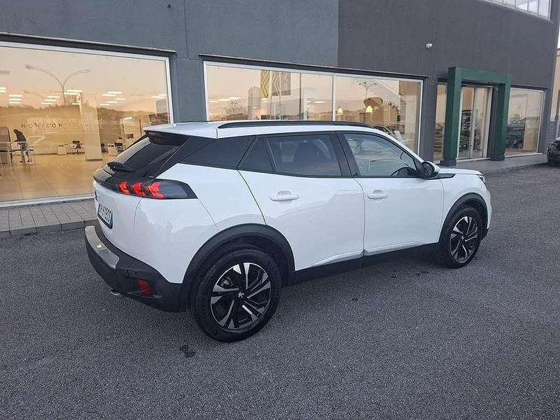 Usata Peugeot 2008 Allure 110 CV (80 kW) 2021 Bianco SUV