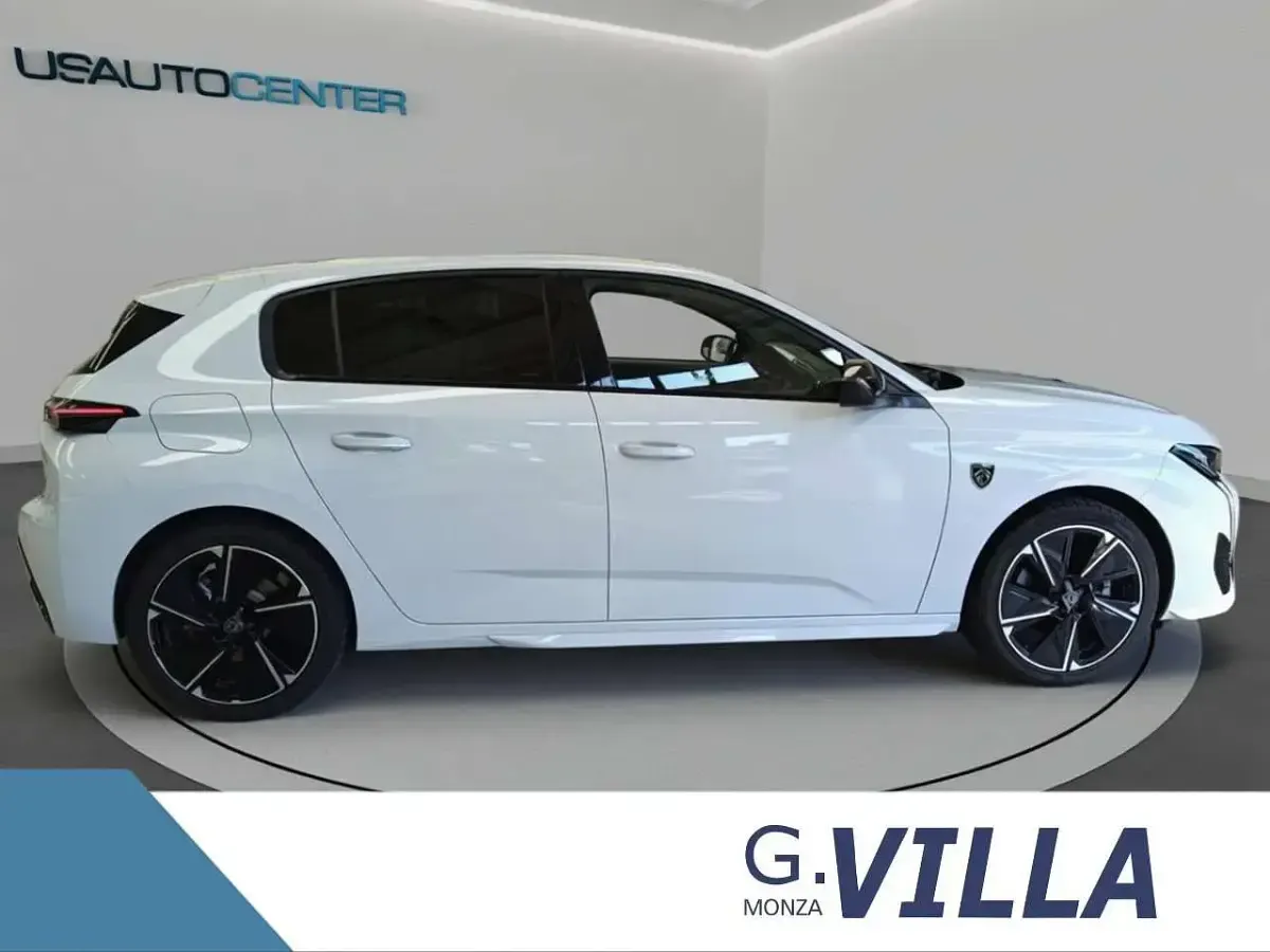 Usata Peugeot 308 GT 114 kW (156 CV) 2023 Bianco Berlina