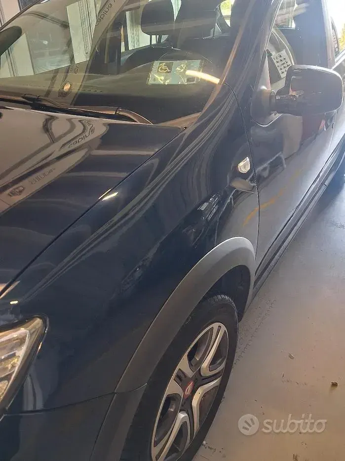 Usata Dacia Sandero 90 CV (66 kW) 2019 Bluazzurro Berlina
