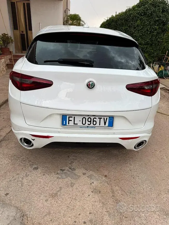 Usata Alfa Romeo Stelvio 210 CV (154 kW) 2017 Bianco SUV