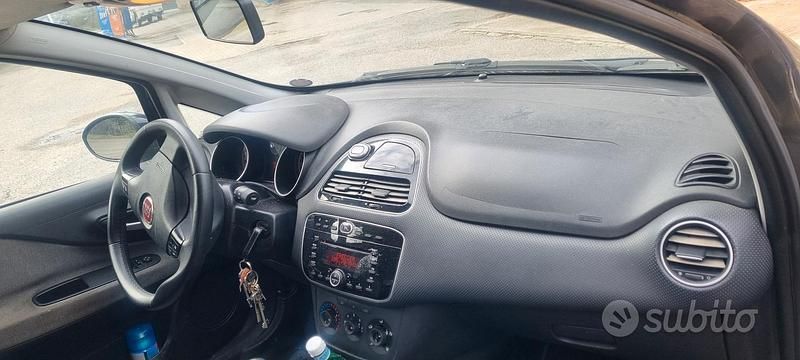 Usata Fiat Punto Evo 75 CV (55 kW) 2010 Nero Utilitaria