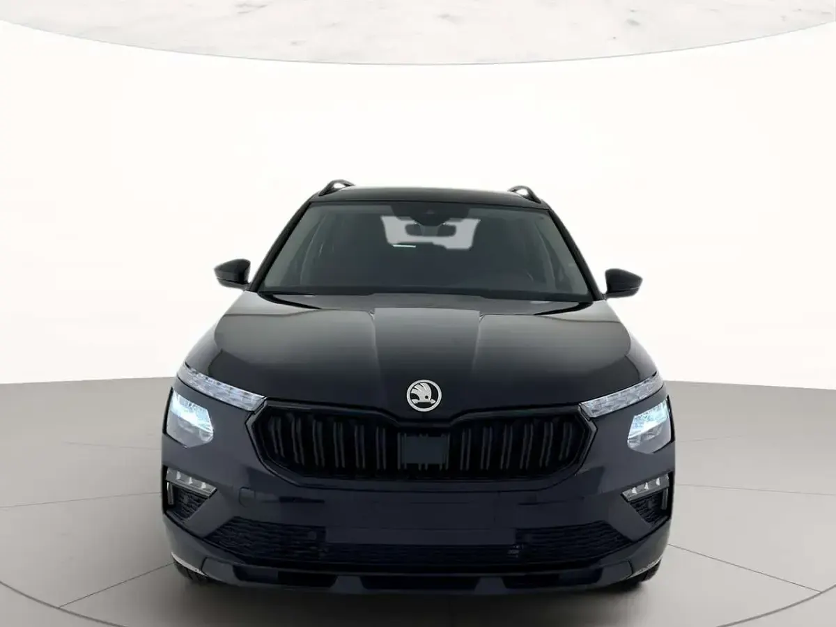 Nuova Skoda Kamiq 116 CV (85 kW) 2026 Nero tulipano perlato SUV