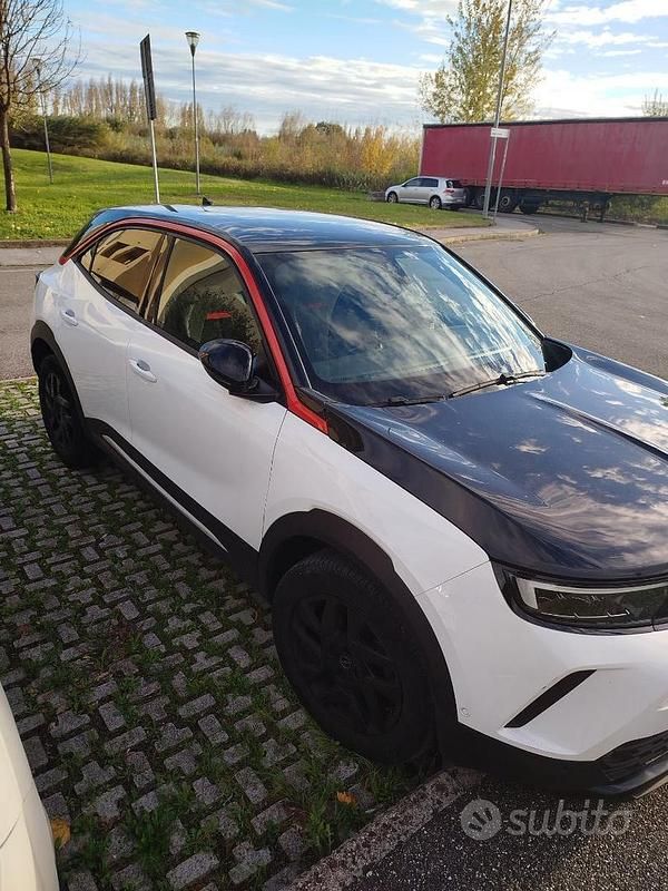 Usata Opel Mokka 131 CV (96 kW) 2022 Bianco SUV