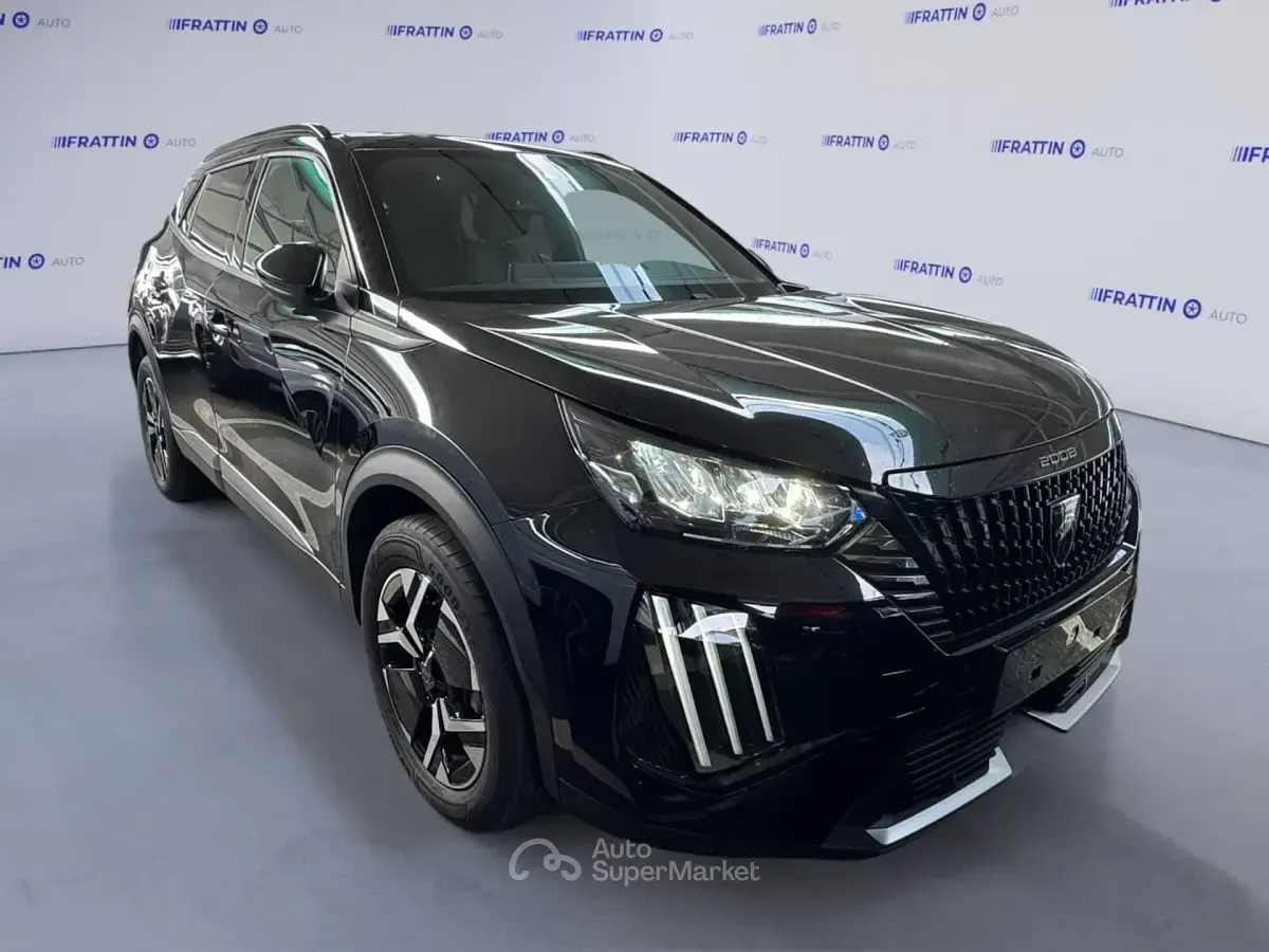 Brugt Peugeot 2008 Allure 102 HK (75 kW) 2024 Sølv SUV
