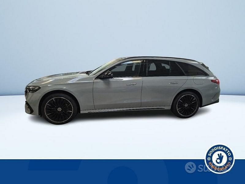Nuova Mercedes E300 Premium Plus 312 CV (229 kW) 2025 Grigio Station wagon