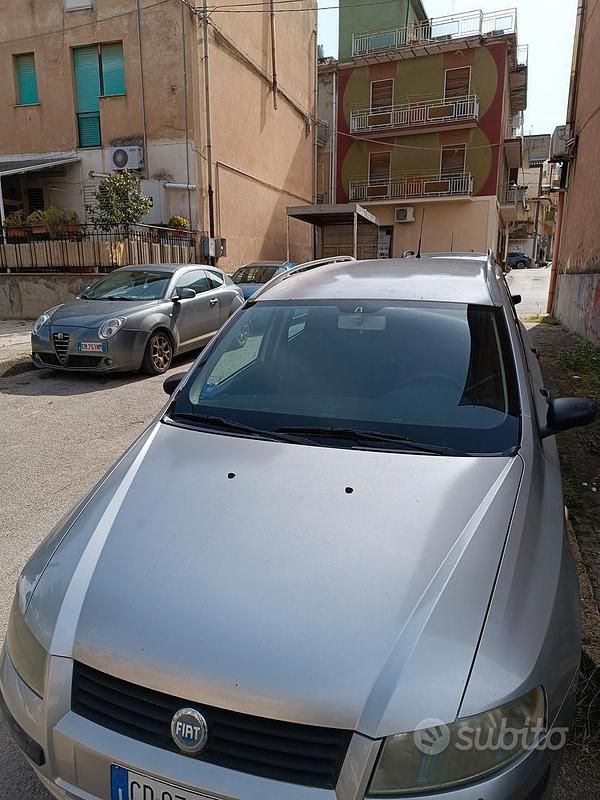 Usata Fiat Stilo 101 CV (74 kW) 2002 Grigio Station wagon