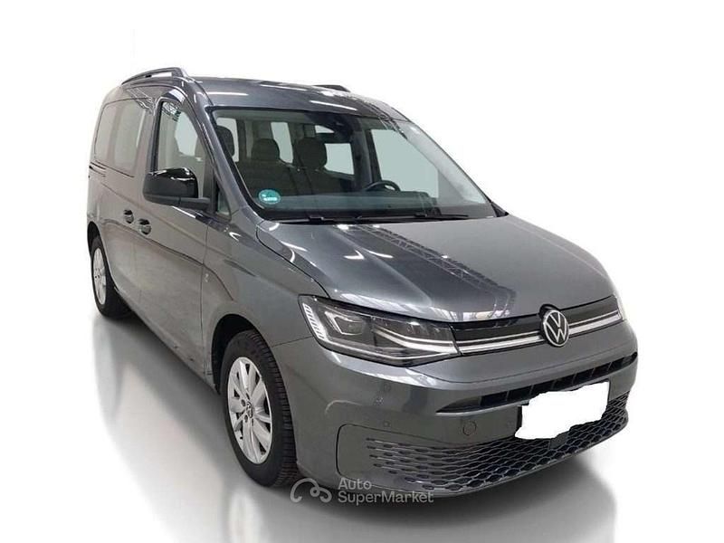 Usata VW Caddy Life 102 CV (75 kW) 2021 Grigio Monovolume