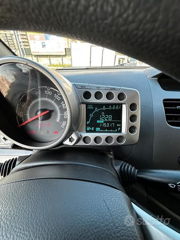 Usata Chevrolet Spark 81 CV (59 kW) 2010 Bianco Utilitaria