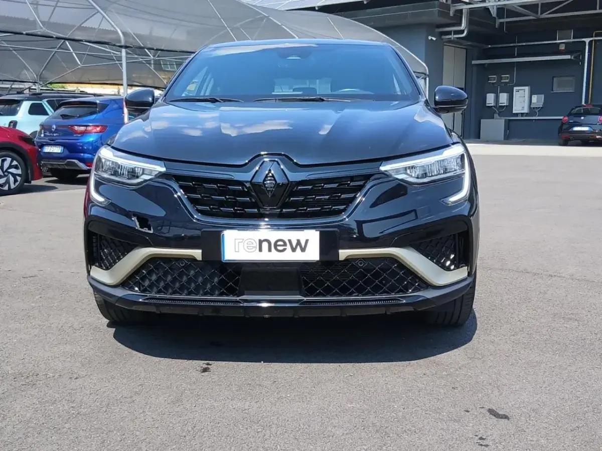 Usata Renault Clio Engineered 94 CV (69 kW) 2023 Nero Utilitaria