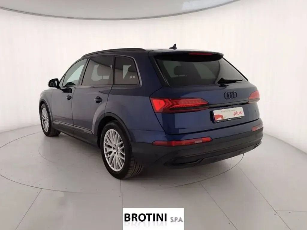 Usata Audi Q7 Sport 286 CV (210 kW) 2023 Blu navarra metallizzato SUV
