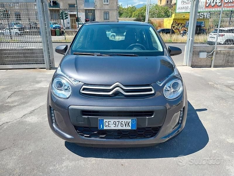 Grigio Usata 2021 Citroën C1 Shine Due volumi | 10.500 € (Buon prezzo) - Immagine 1/4