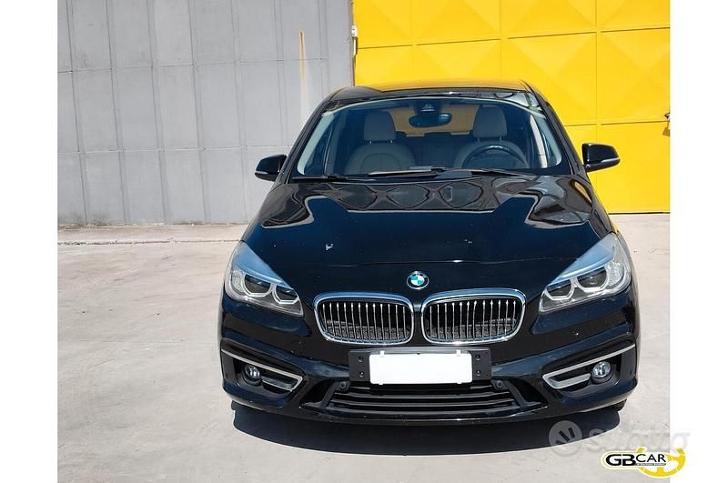 Usata 2015 BMW 218 Luxury Line Station wagon | 9000 € (Super prezzo) - Immagine 1/4