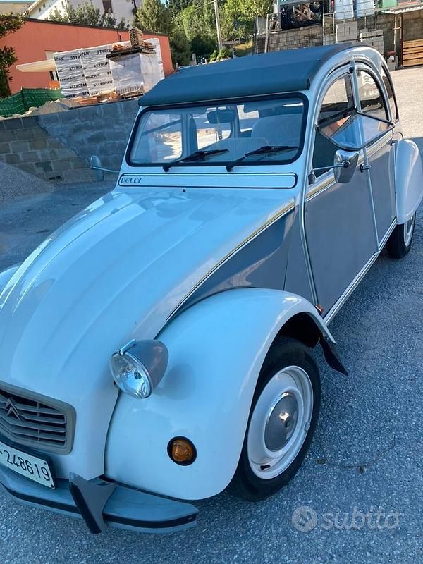 Usata Citroën 2CV 29 CV (21 kW) 1985 Bianco Berlina