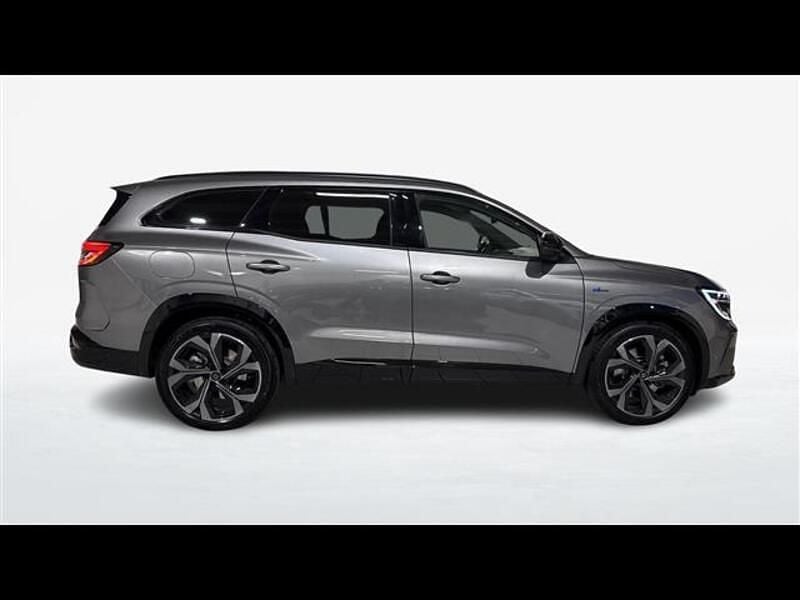 Usata Renault Espace Esprit Alpine 200 CV (147 kW) 2025 Grigio chiaro Monovolume