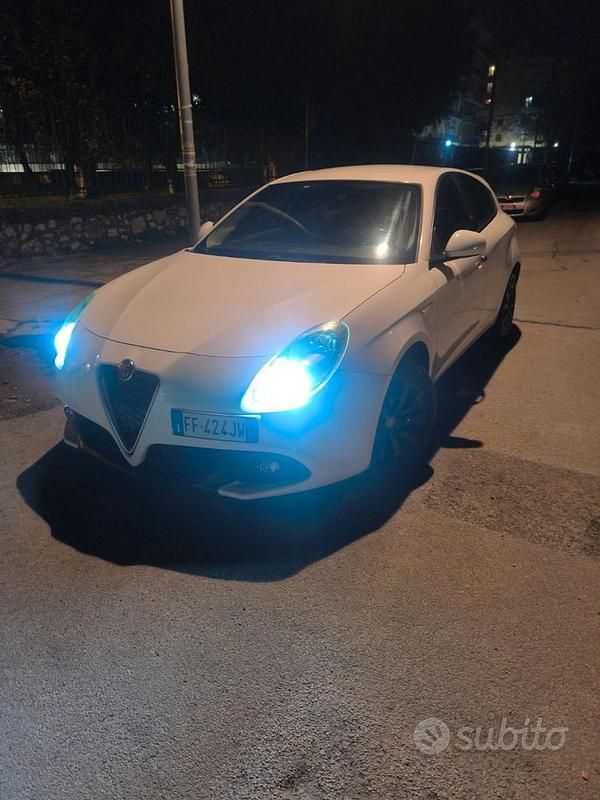 Usata Alfa Romeo Giulietta 120 CV (88 kW) 2016 Bianco Berlina