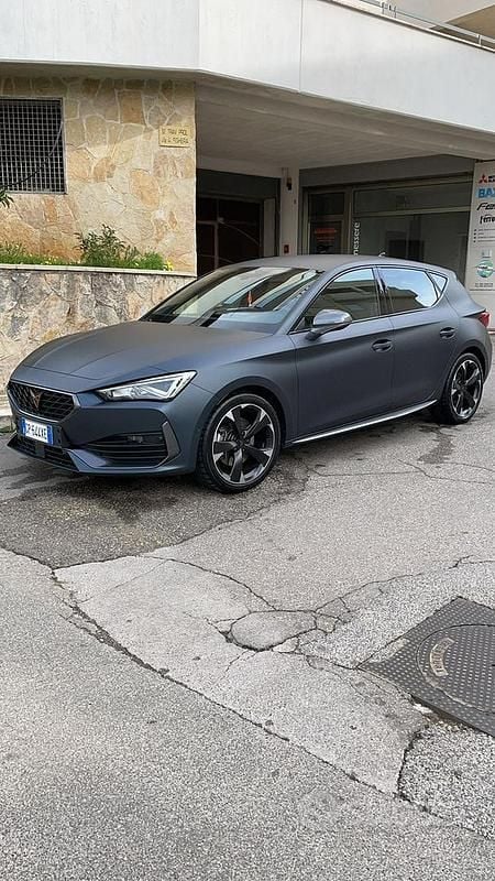 Usata Cupra Leon 190 CV (139 kW) 2023 Grigio Berlina