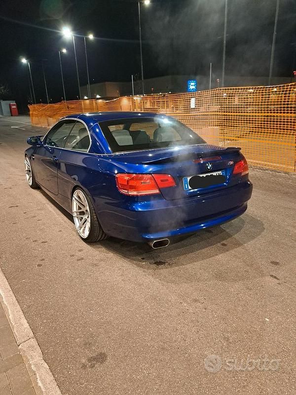 Usata BMW 320 Cabriolet Efficient Dynamics 170 CV (125 kW) 2007 Blu Cabrio