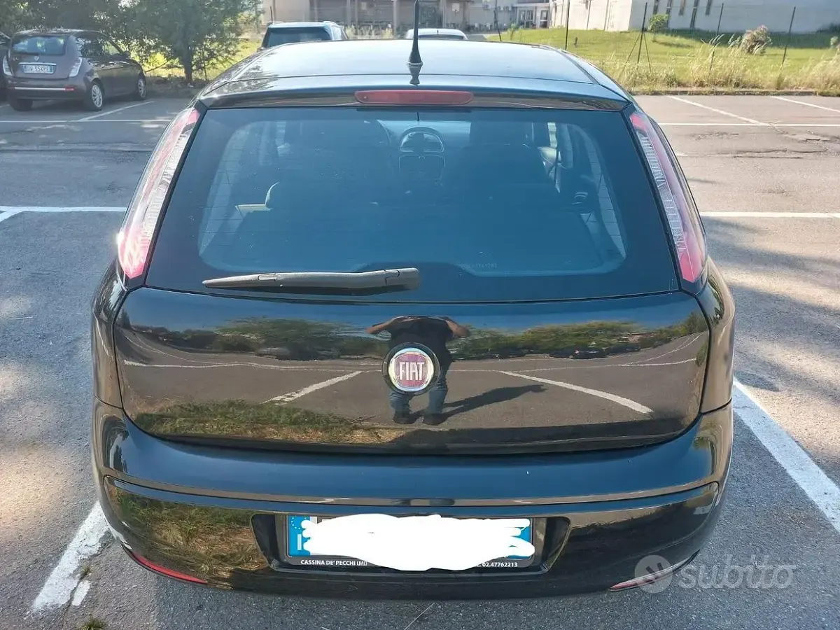 Usata Fiat Punto Evo 75 CV (55 kW) 2011 Nero Utilitaria