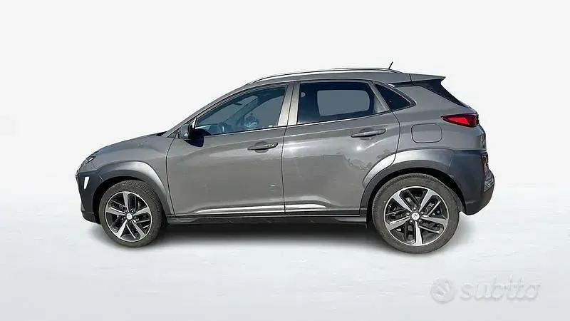 Usata Hyundai Kona Xpossible 136 CV (100 kW) 2019 Grigio SUV