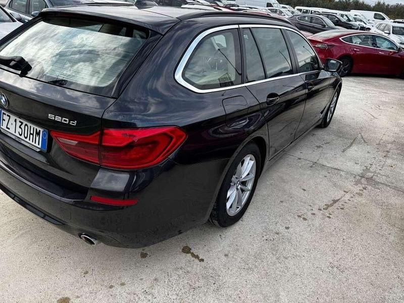 Usata BMW 520 190 CV (139 kW) 2019 Nero Station wagon