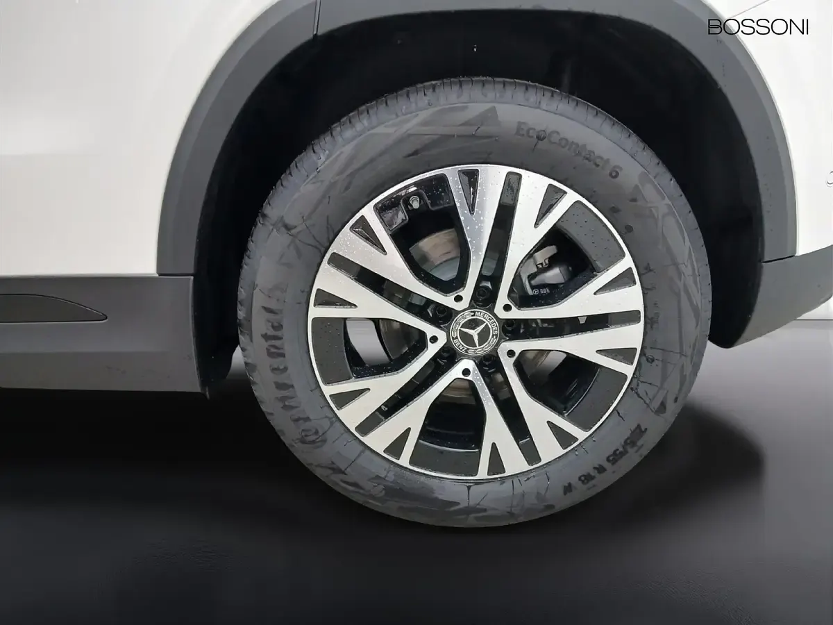 Nuova Mercedes GLA180 Advanced 116 CV (85 kW) 2026 Bianco SUV