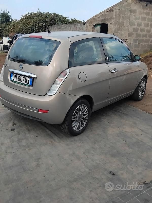 Usata Lancia Ypsilon 2008 Grigio Utilitaria