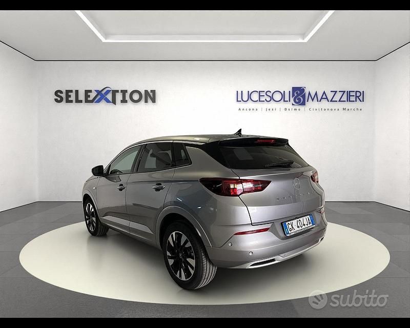 Usata Opel Grandland X Business Elegance 131 CV (96 kW) 2023 Grigio SUV