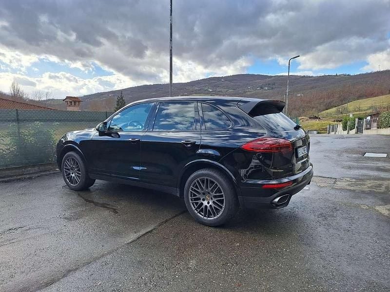 Usata Porsche Cayenne Platinum Edition 250 CV (183 kW) 2017 SUV