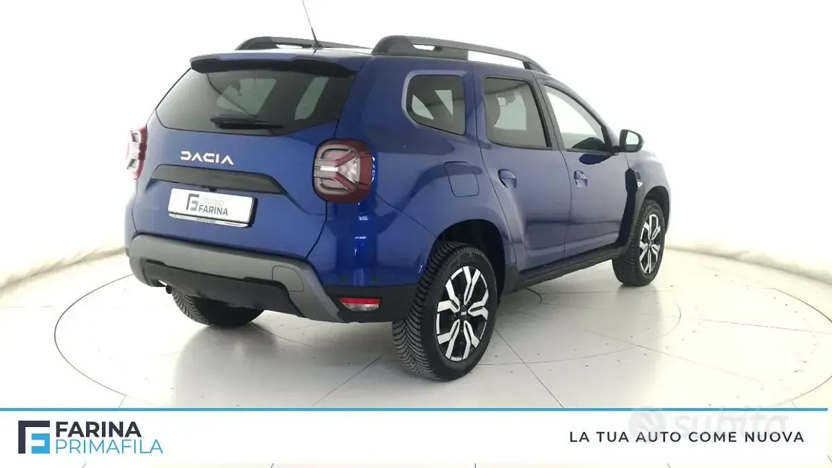 Usata Dacia Duster Journey 101 CV (74 kW) 2023 Blu SUV