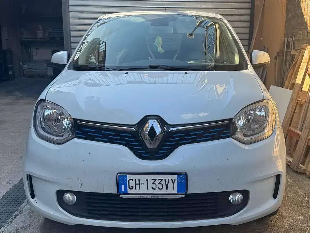 Usata Renault Twingo Zen 30 kW (42 CV) 2022 Utilitaria