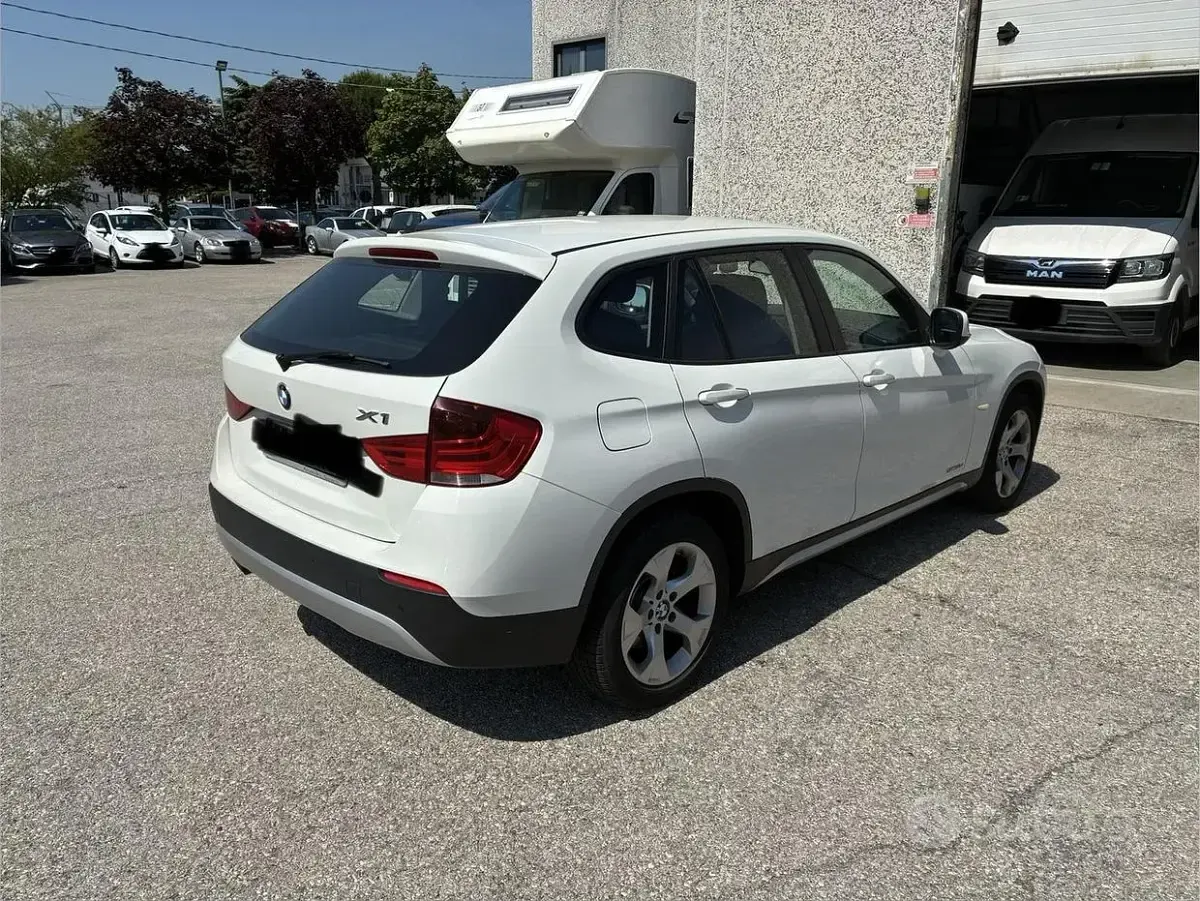 Usata BMW X1 143 CV (105 kW) 2011 Bianco SUV