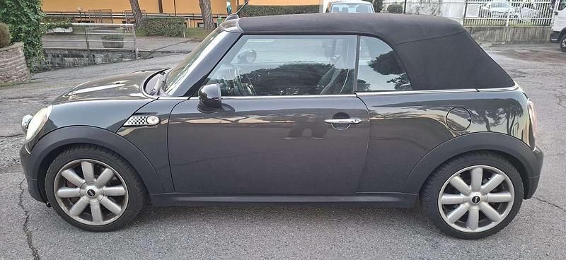 Usata Mini John Cooper Works Cabriolet 211 CV (155 kW) 2010 Grigio Cabrio