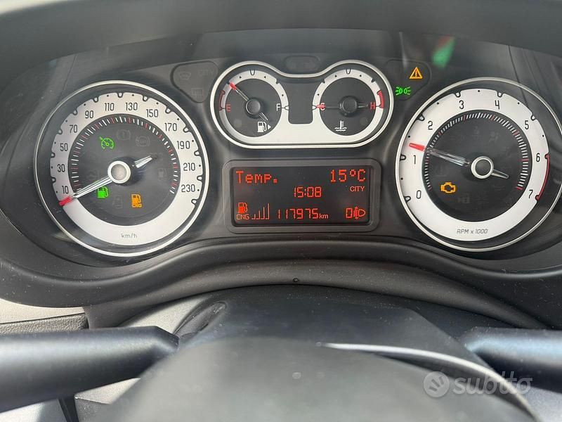 Usata Fiat 500L 2014 Bianco Monovolume