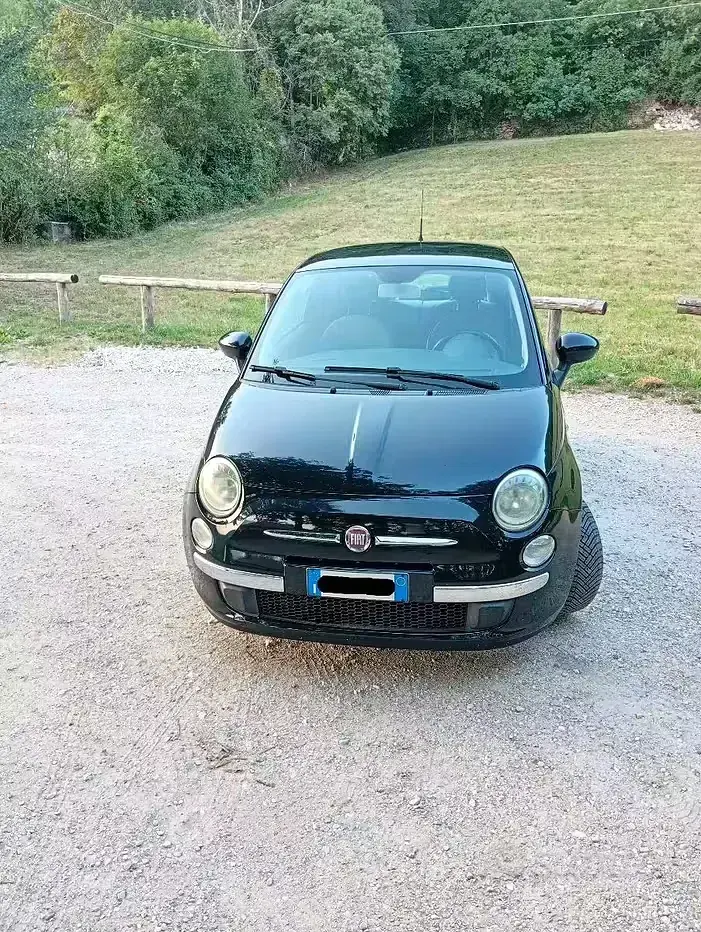 Usata Fiat 500 Lounge 69 CV (50 kW) 2011 Nero Utilitaria