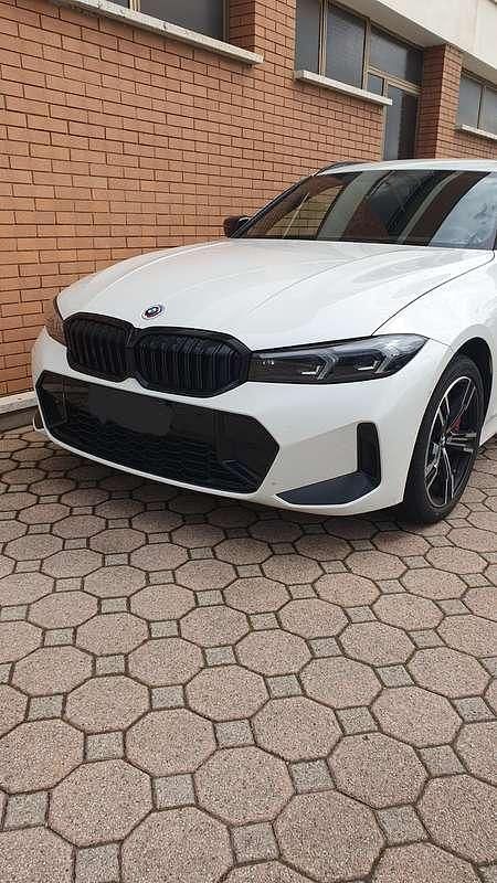 Usata BMW 330e M Sport 184 CV (135 kW) 2024 Bianco Station wagon