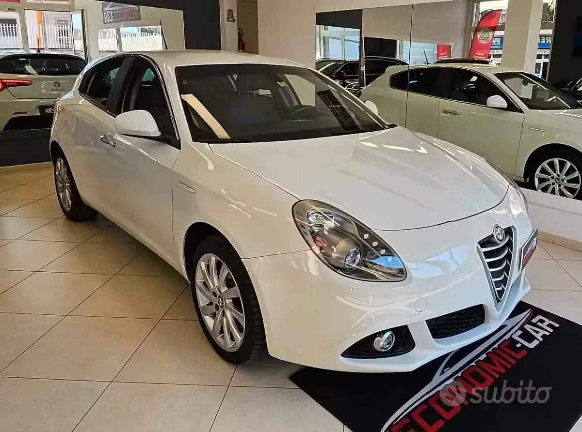 Usata Alfa Romeo Giulietta Super 150 CV (110 kW) 2016 Bianco Utilitaria