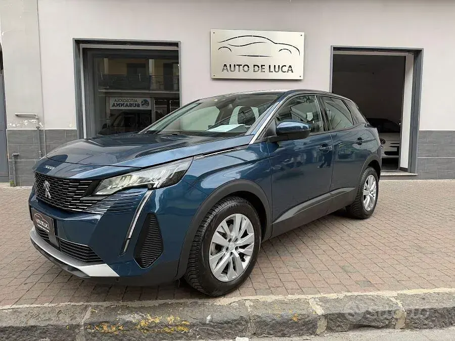 Usata Peugeot 3008 Business-Line 130 CV (95 kW) 2022 Blu SUV