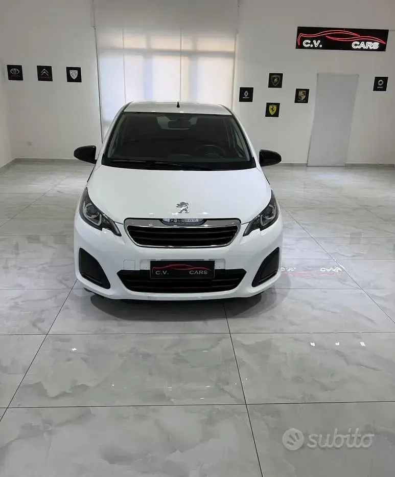 Usata Peugeot 108 Active 72 CV (52 kW) 2021 Bianco Utilitaria