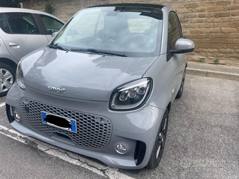 Usata Smart ForTwo Electric Drive 41 kW (56 CV) 2021 Grigio Utilitaria