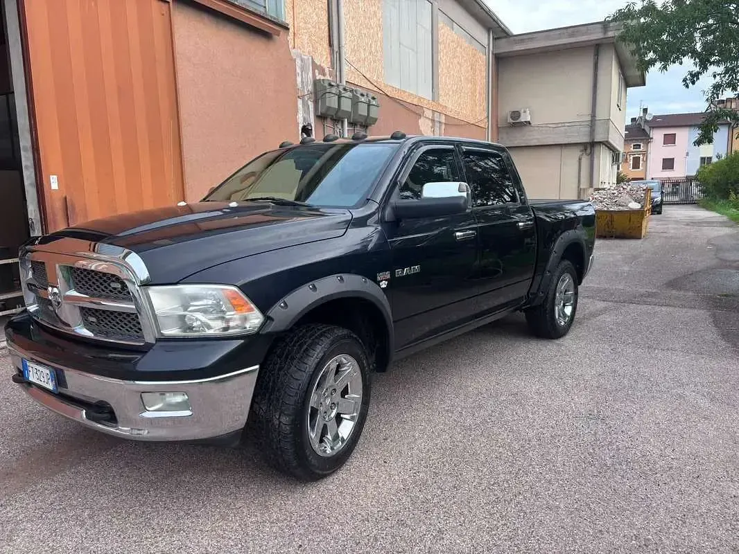 Usata Dodge Ram 394 CV (289 kW) 2009 Nero Pick-up