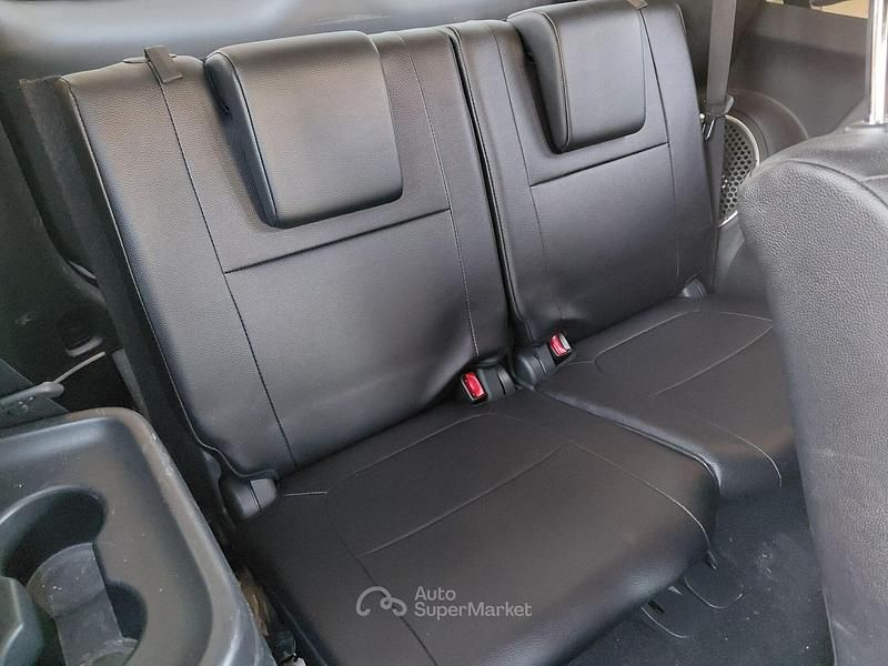 Usata Mitsubishi Outlander Instyle 150 CV (110 kW) 2017 Bianco SUV