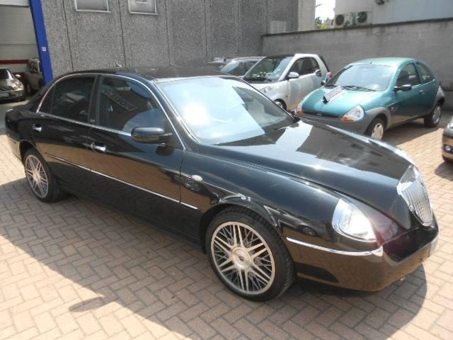 Lancia thema 2021 image