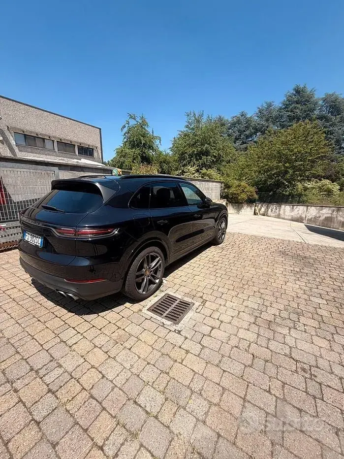 Usata Porsche Cayenne 441 CV (324 kW) 2018 Nero SUV