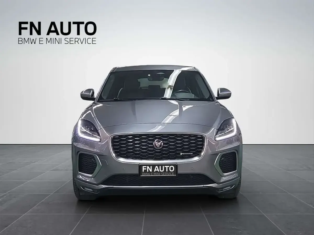 Usata Jaguar E-Pace R-Dynamic 300 CV (220 kW) 2022 Gray SUV