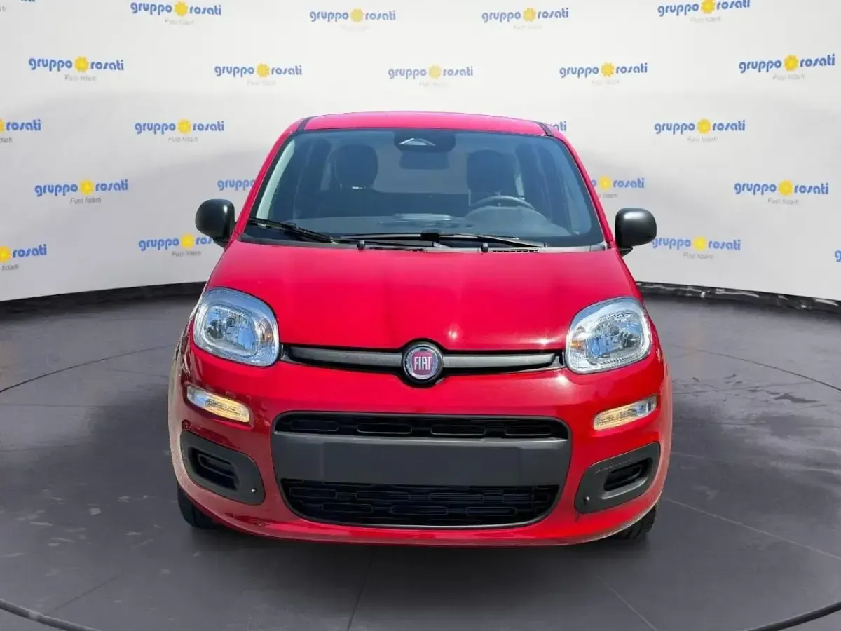 Nuova Fiat Panda Icon 65 CV (47 kW) 2026 Rosso Utilitaria