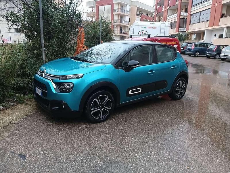 Usata Citroën C3 Feel 102 CV (75 kW) 2021 Verde Berlina